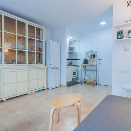 And Cozy- 1bd 1bth- Triana Appartement *